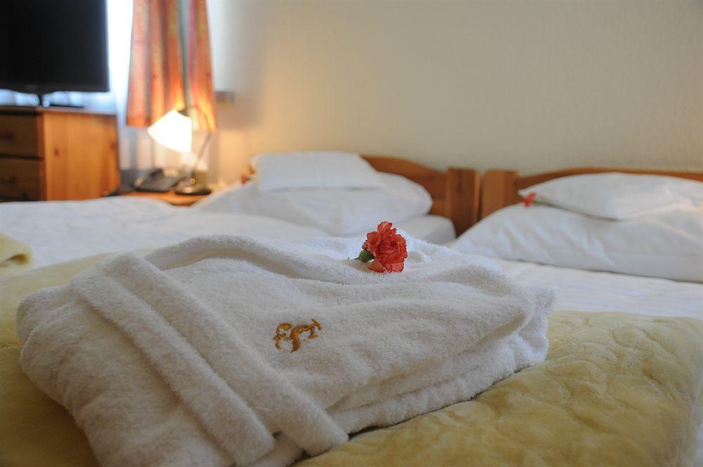 Jantar Hotel & Spa By Zdrojowa โควอบเซก ภายนอก รูปภาพ