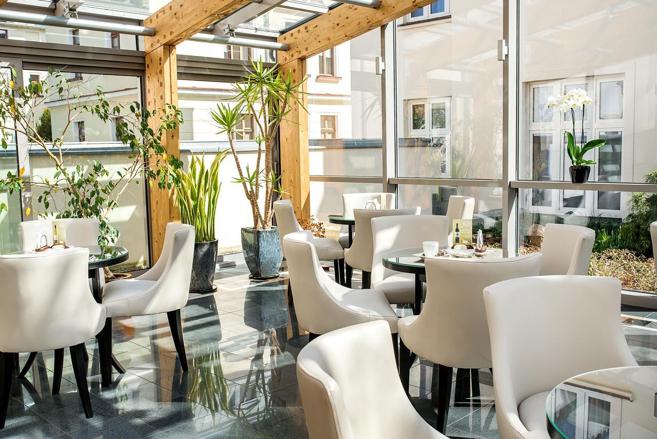 Jantar Hotel & Spa By Zdrojowa โควอบเซก ภายนอก รูปภาพ